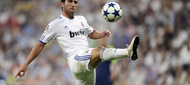 九游app下载-寒夜暖流，霍勒迪的底角绝杀与北京队的冬日奇迹