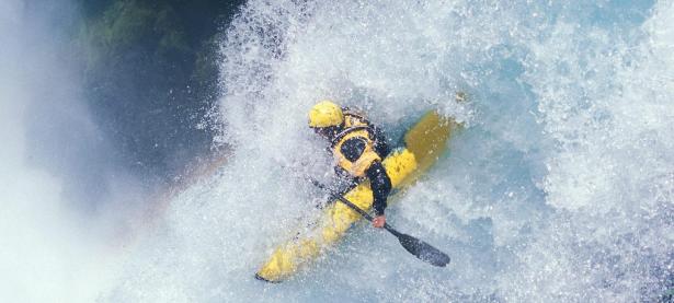 九游app下载-钢铁洪流中的手术刀，解析皇家社会如何体系化窒息里昂，及巴雷拉的决胜一击