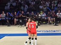 九游娱乐网页-队员们在场上相互配合，攻守兼顾