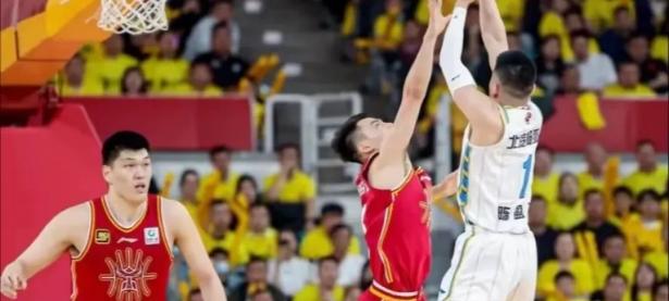 九游娱乐官方-篮球锦标赛强队实力碾压，晋级之路一路顺畅的简单介绍