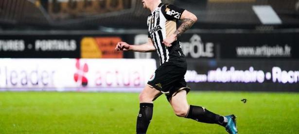 九游体育官方入口-斯特拉斯堡挑战昂热，谁将笑到最后？