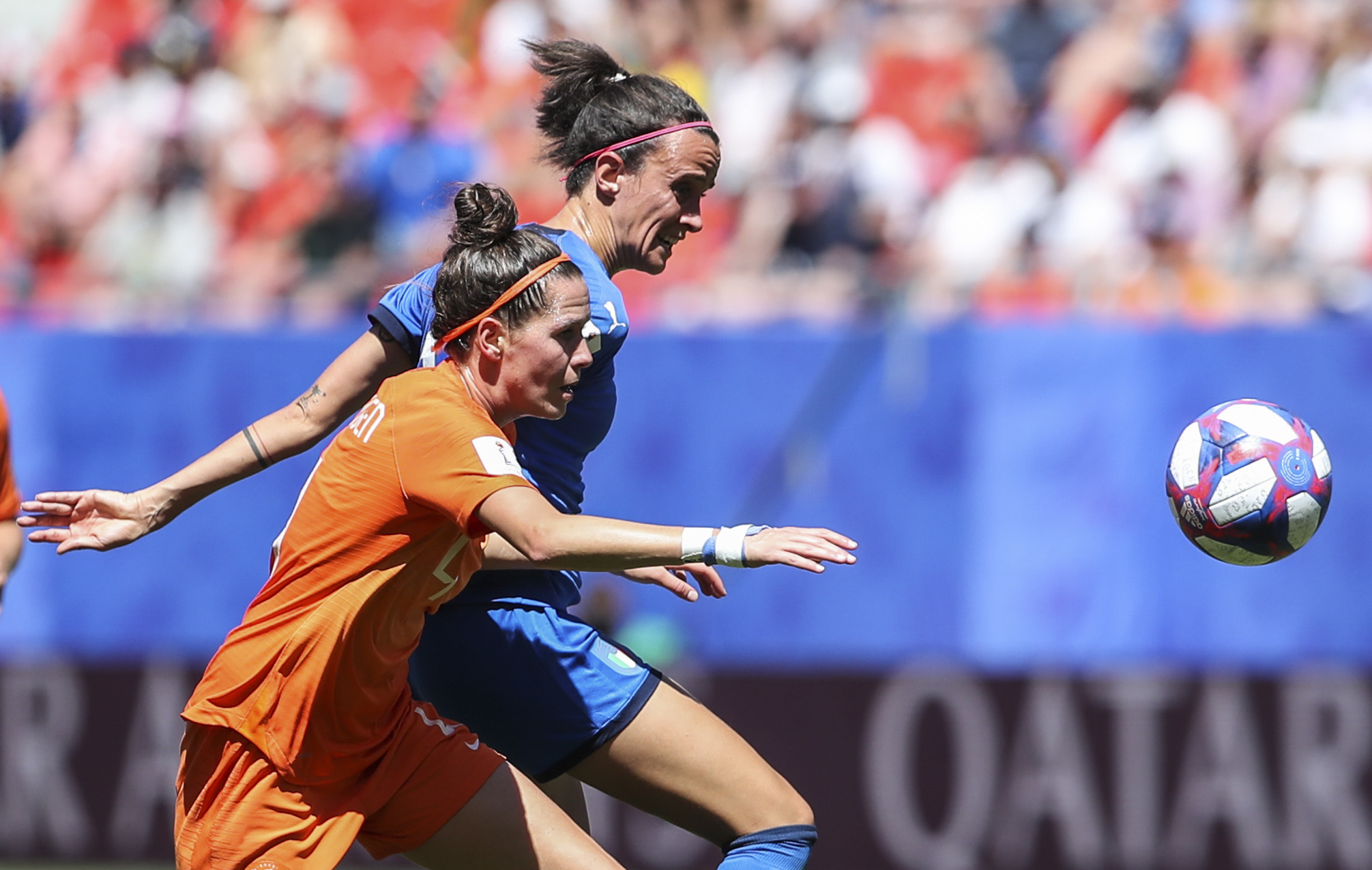 瓦朗谢纳队员集体受伤，主力缺阵影响战绩的简单介绍