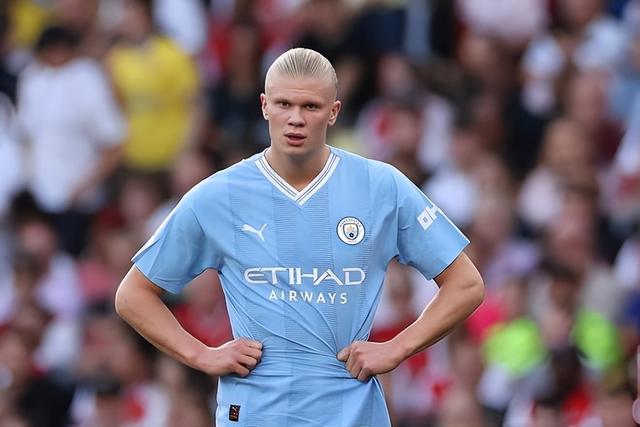 乌克兰客场战胜希腊，拉纳纳梅开二度，备受瞩目的简单介绍