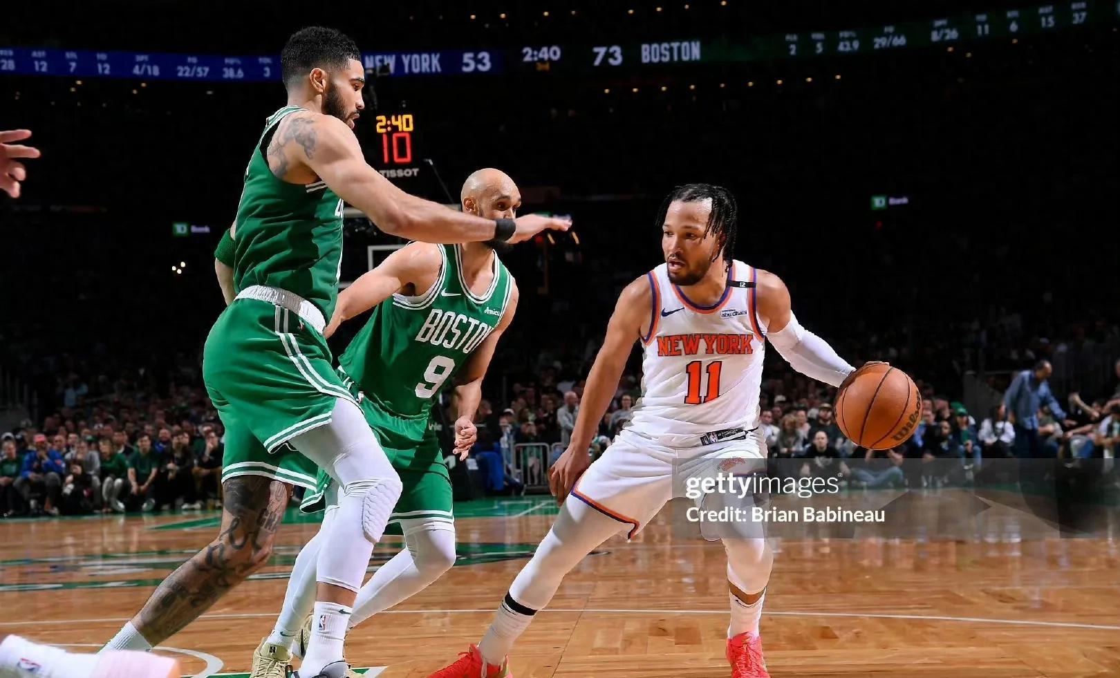 尼克斯主场大胜老鹰：小尼维斯22分称霸全场