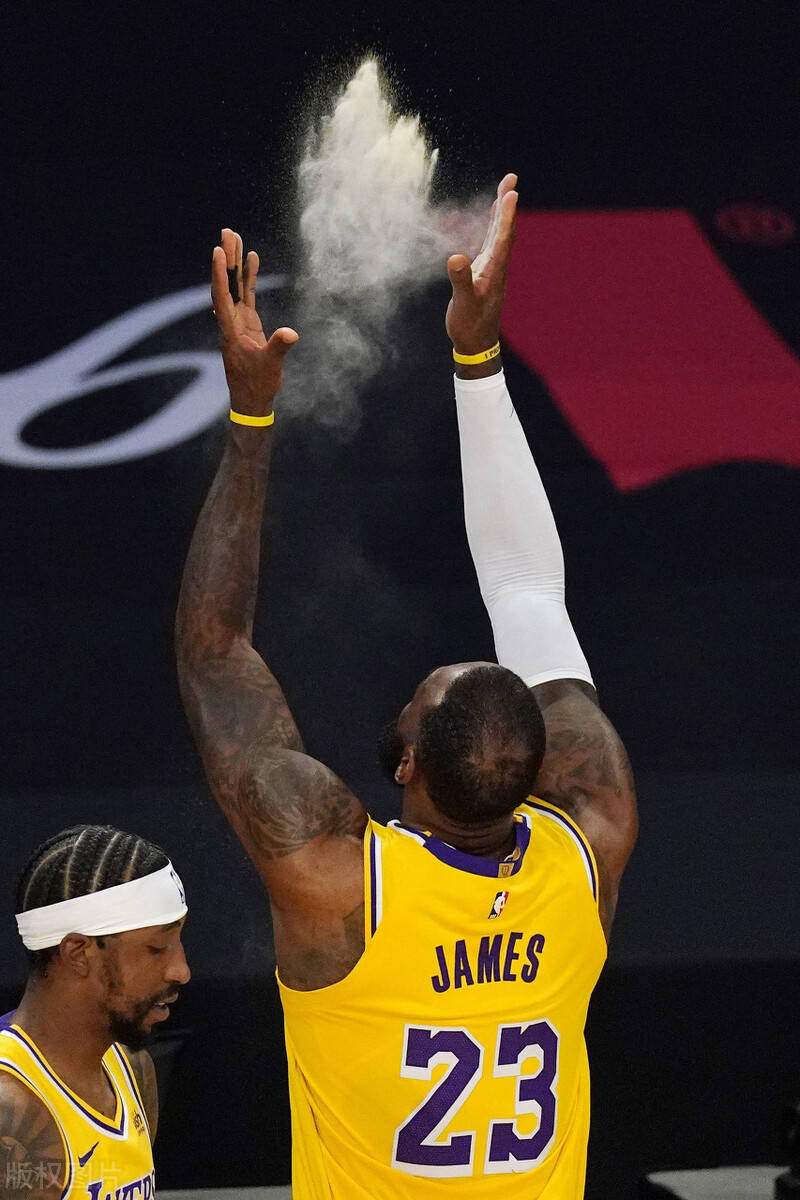 骑士队全队状态回升,豪取三连胜 骑士队全队状态回升,豪取三连胜