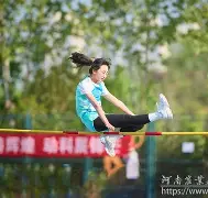 瑞士选手英气勃发,发扬光大夺得金牌高歌 瑞士选手英气勃发,发扬光大夺得金牌高歌