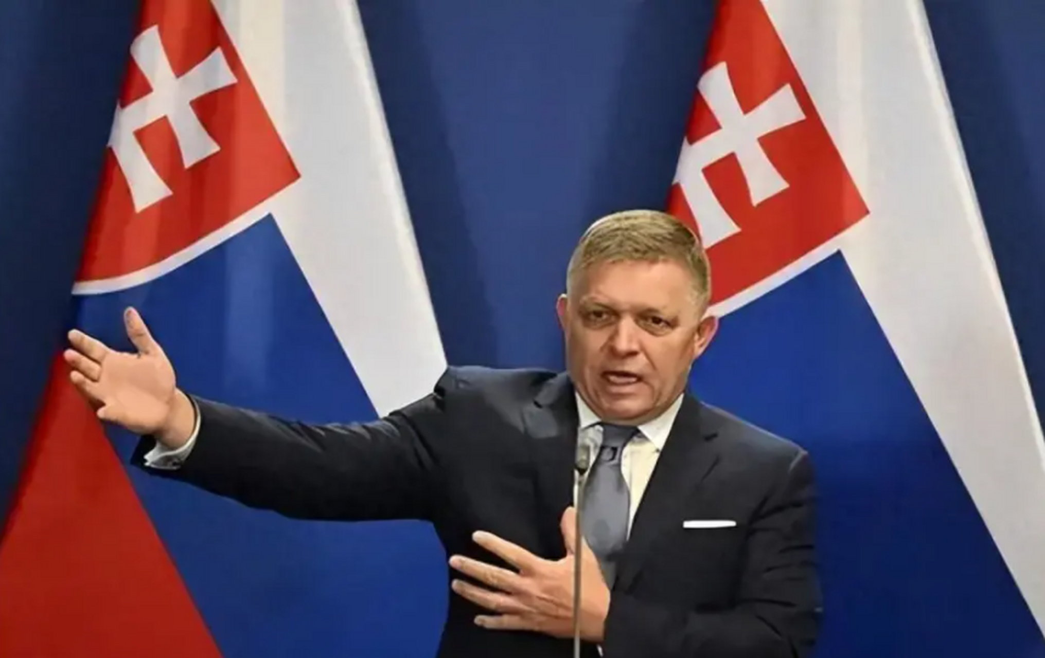 乌克兰表现出色逆转斯洛伐克霸气晋级