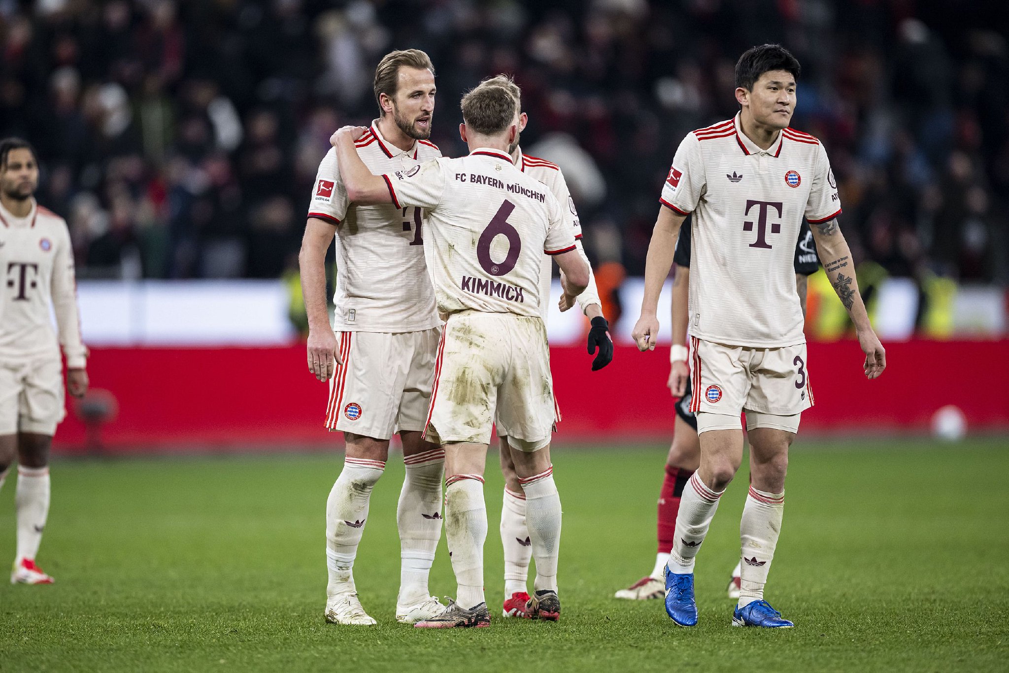 拜仁碾压墨西哥,皮克惊艳四座的简单介绍 拜仁碾压墨西哥,皮克惊艳四座的简单介绍