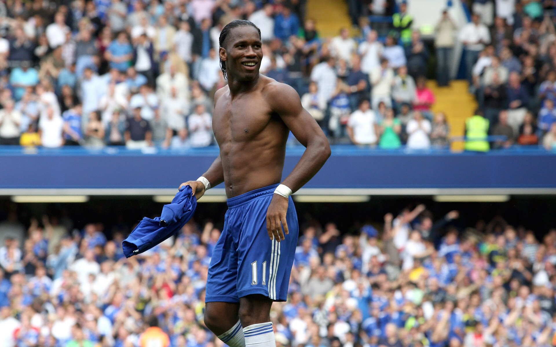 平行赛场的交锋,当辽宁飞豹遇上克利夫兰骑士,布克的手感如何撕裂时区?