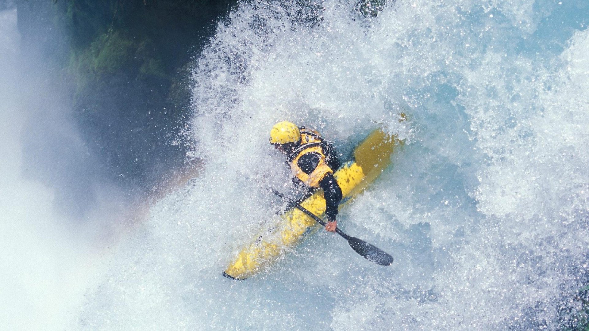 钢铁洪流中的手术刀,解析皇家社会如何体系化窒息里昂,及巴雷拉的决胜一击